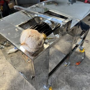 Coconut peeling machine